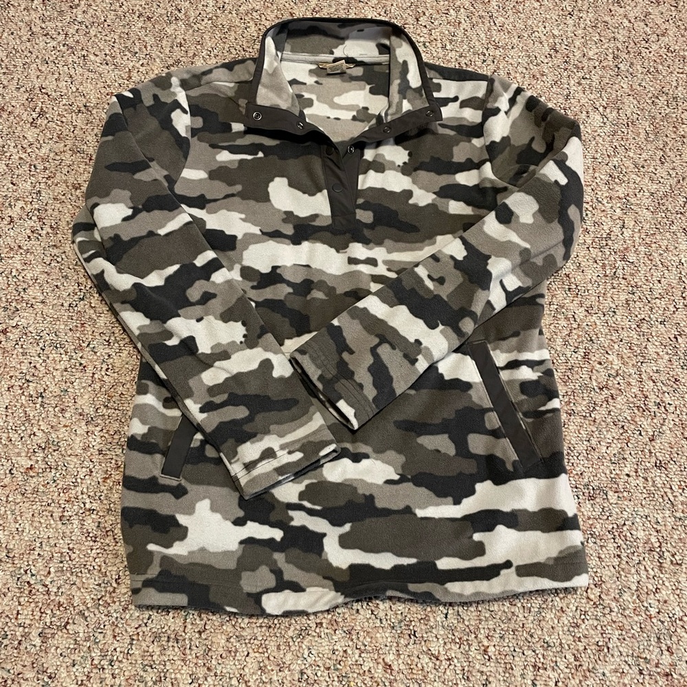 Duluth Trading Camouflage Pullover Sweater
